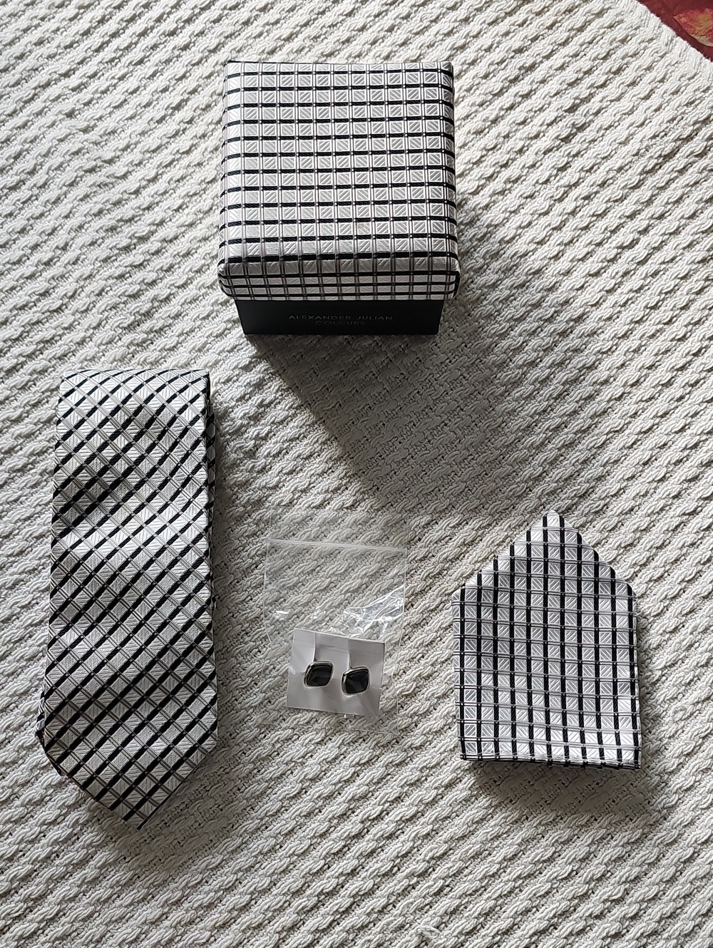 Alexander Julian Black & White Plaid Tie, Pocket Square & Cufflinks Set